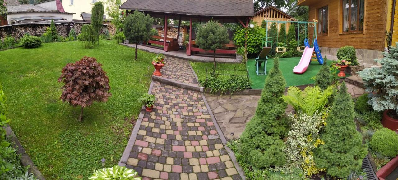 Guest House Shafran Jaremče Esterno foto