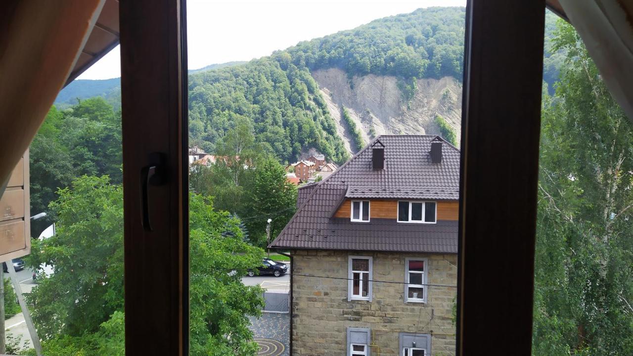 Guest House Shafran Jaremče Esterno foto