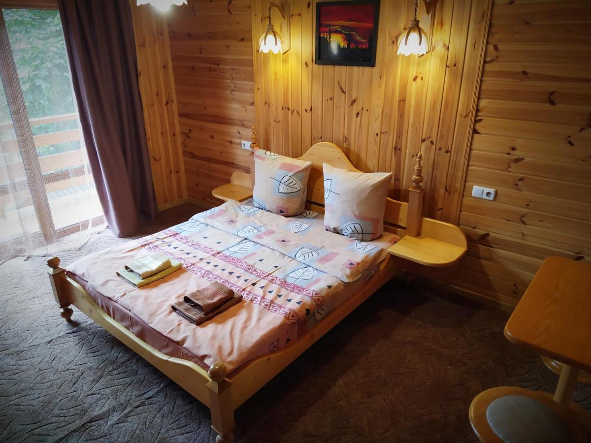 Guest House Shafran Jaremče Esterno foto