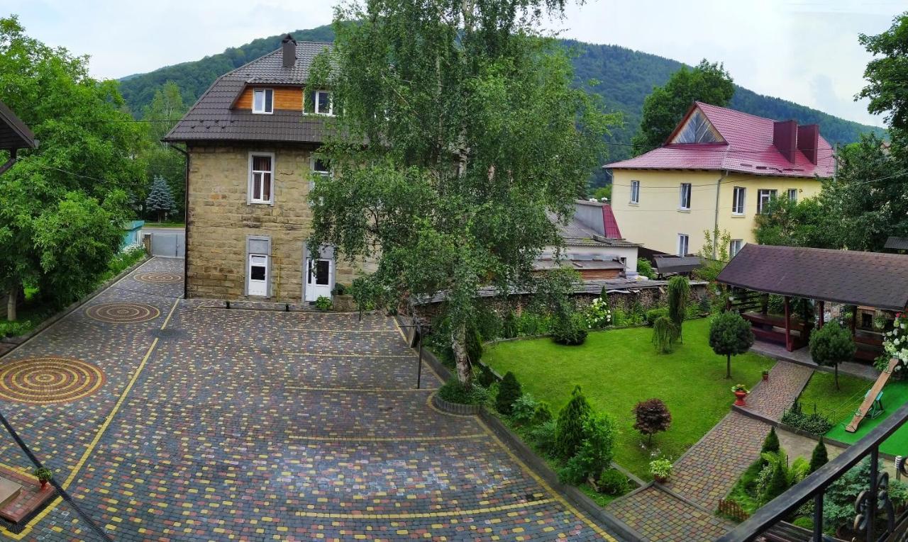 Guest House Shafran Jaremče Esterno foto