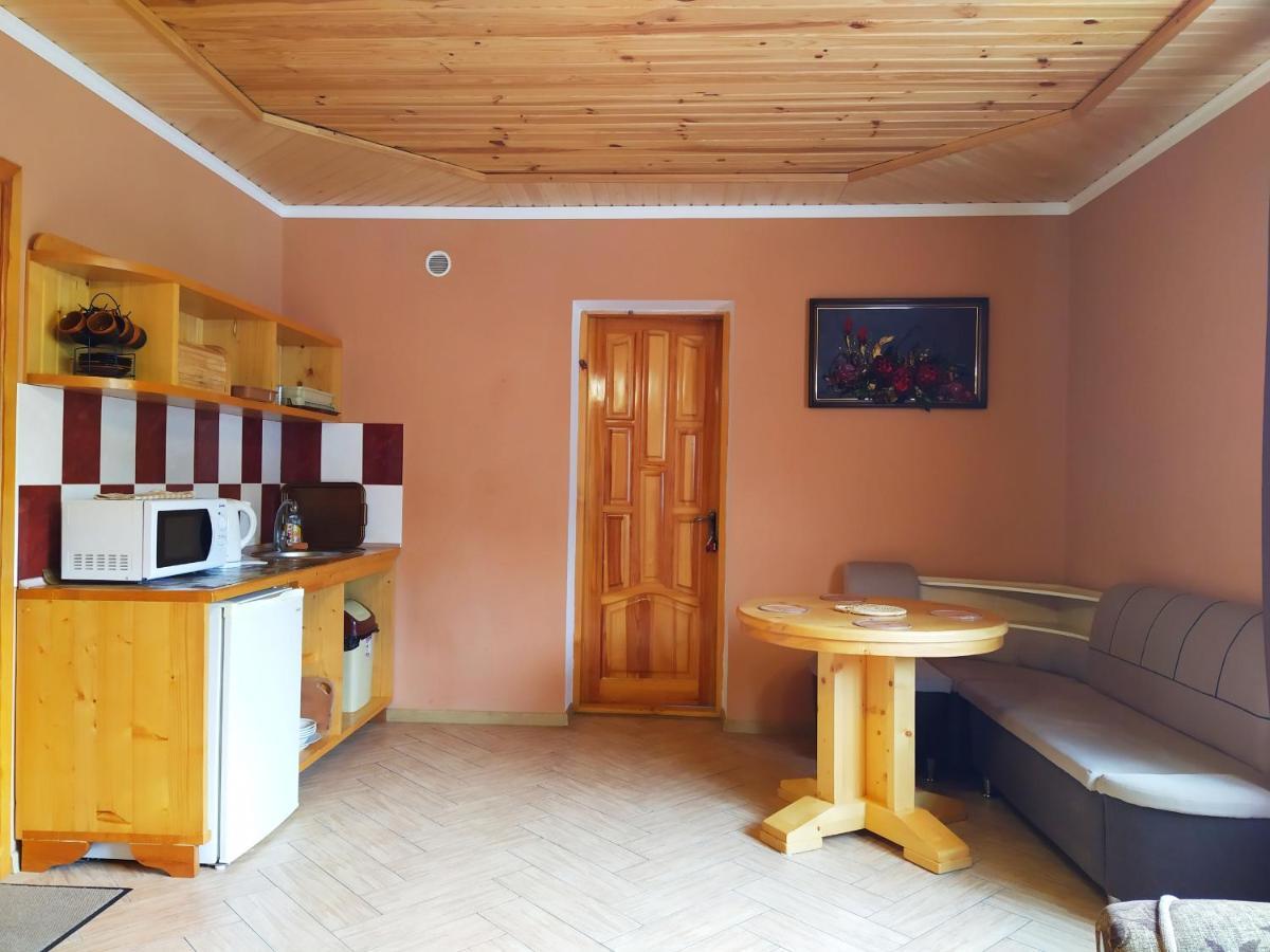 Guest House Shafran Jaremče Esterno foto
