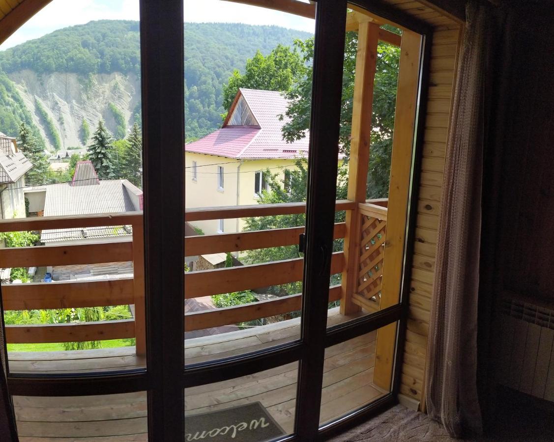 Guest House Shafran Jaremče Esterno foto